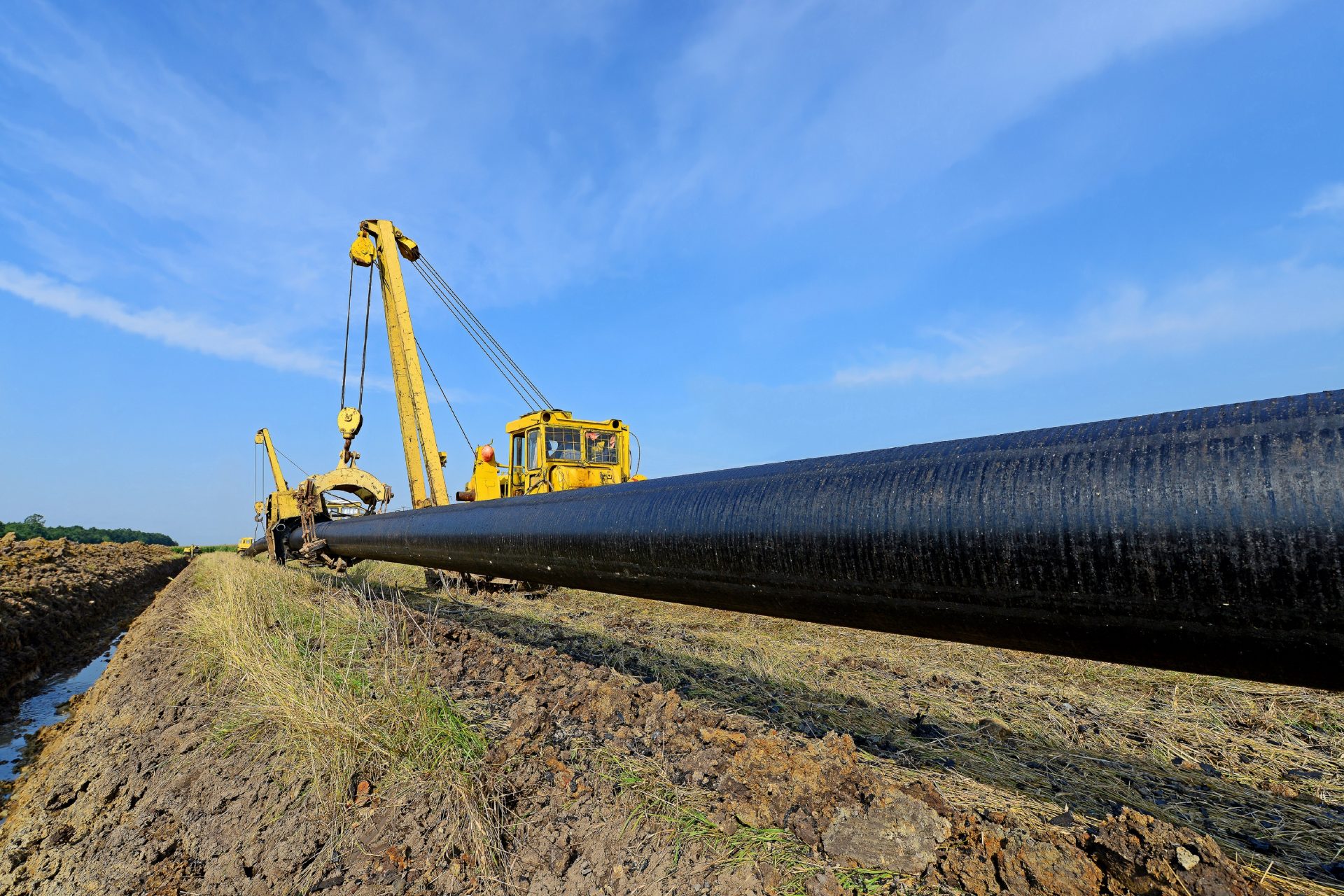 Enterprise Abandons Texas Pipeline Project as Oil Prices Remain Weak